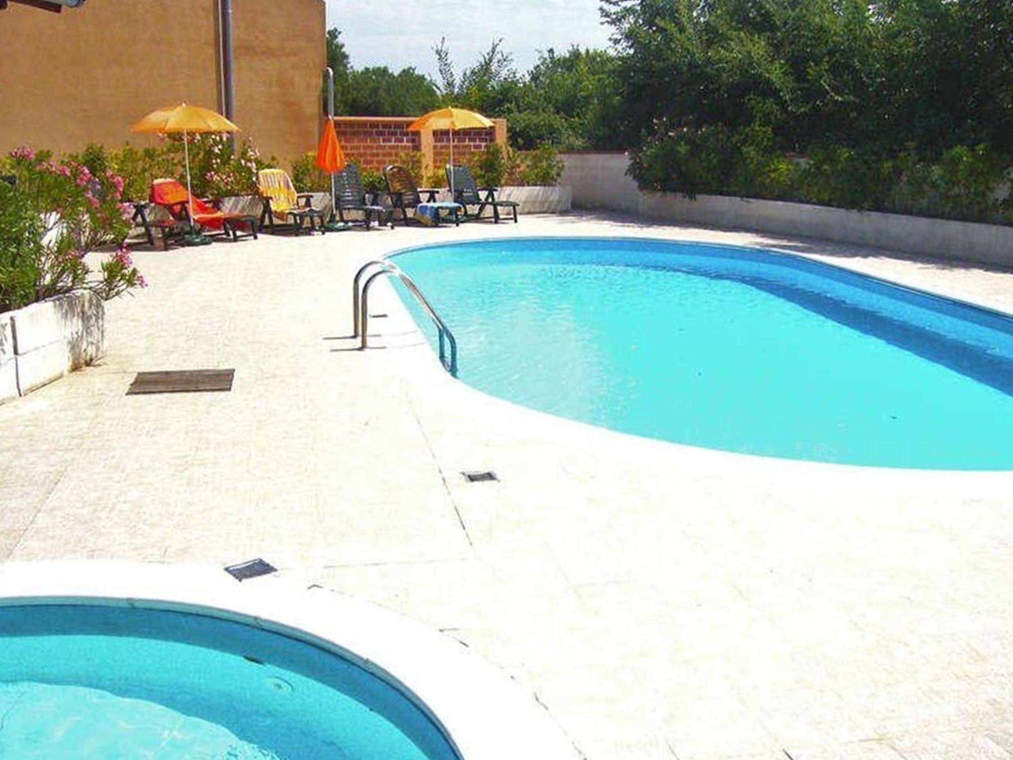 Apartment Buneta With Relaxing Outdoor Area Ližnjan Buitenkant foto